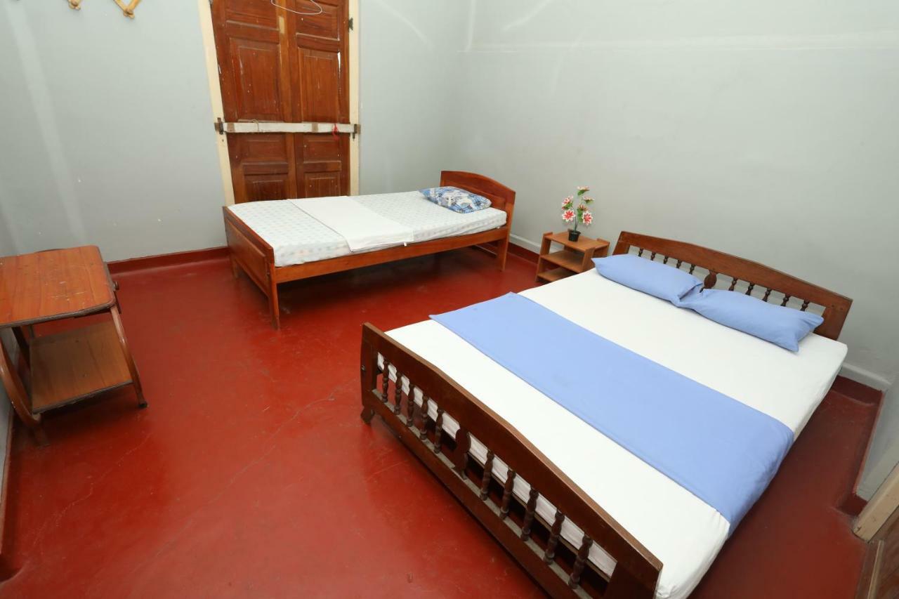 Jaffna Premier Inn Екстериор снимка