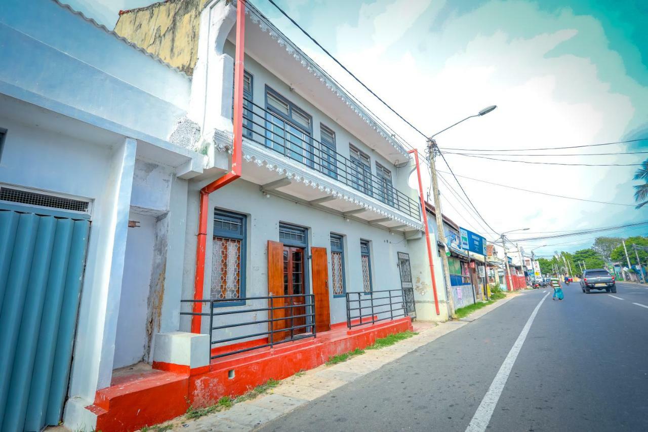 Jaffna Premier Inn Екстериор снимка